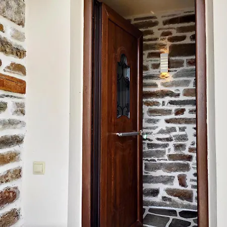 Keramidi Guesthouse *
